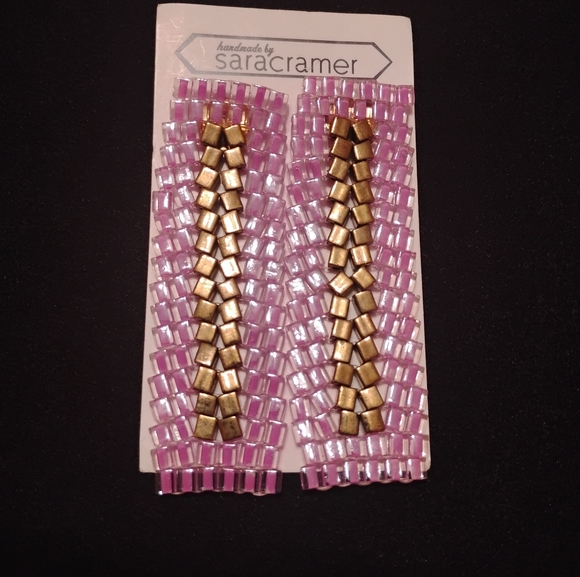 Women's Costume Jewelry Gold Pink Earrings - Picture 1 of 3